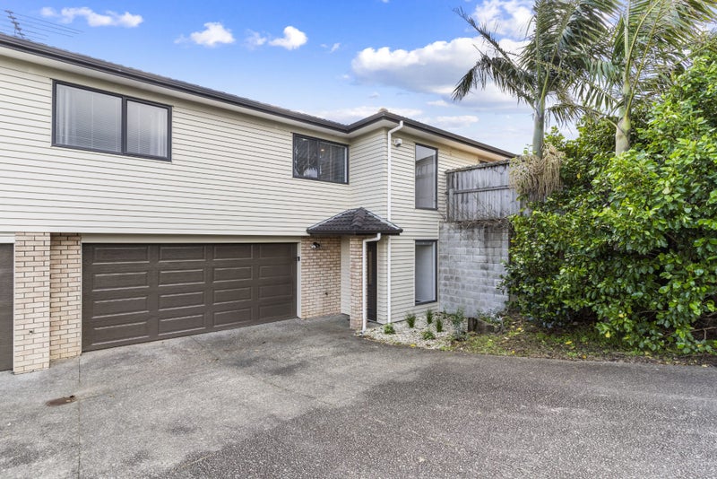 28 Toomer Place, Beachlands, Auckland - Carousel 1