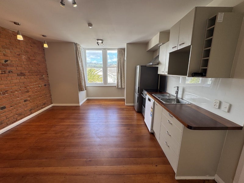 77 Brougham Street, Mount Victoria, Wellington - Carousel 2