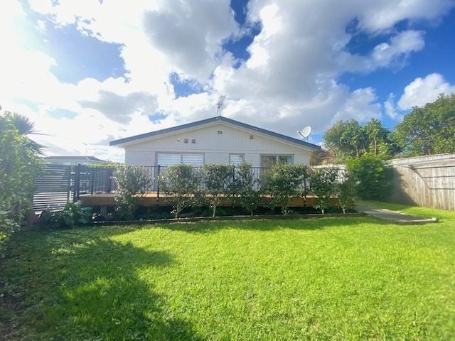 12 Fielding Crescent, Farm Cove, Auckland - Carousel 1