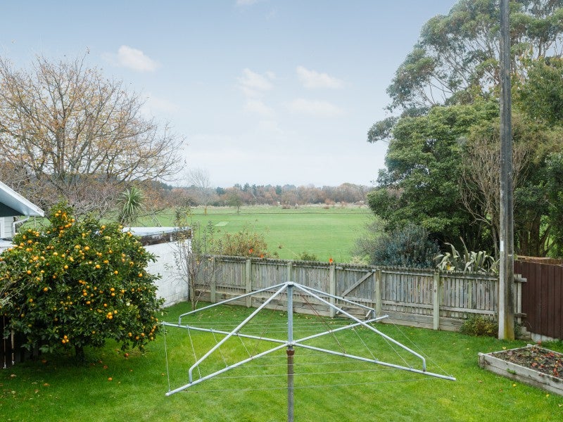 32 Buick Crescent, Awapuni, Palmerston North - Carousel 21