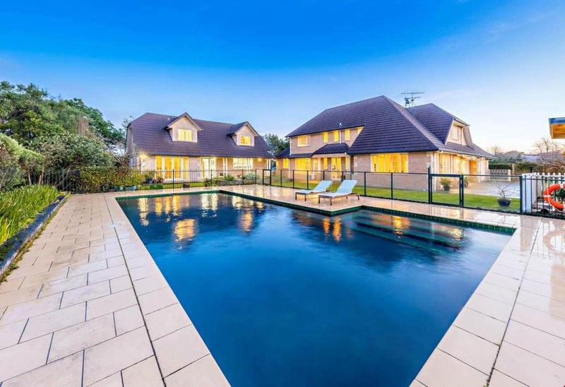 3 Aunceston Rise, Alfriston, Auckland - Carousel 1