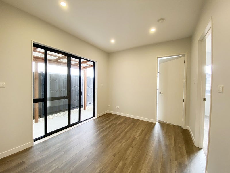 13 Hermes Road, Flat Bush, Auckland - Carousel 2