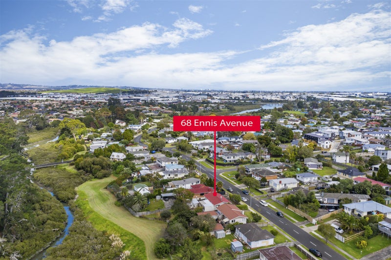 68 Ennis Avenue, Pakuranga Heights, Auckland - Carousel 1