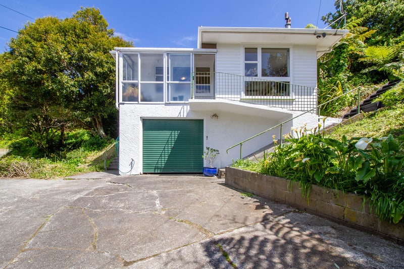 44 Akatea Road, Korokoro, Lower Hutt - Carousel 1