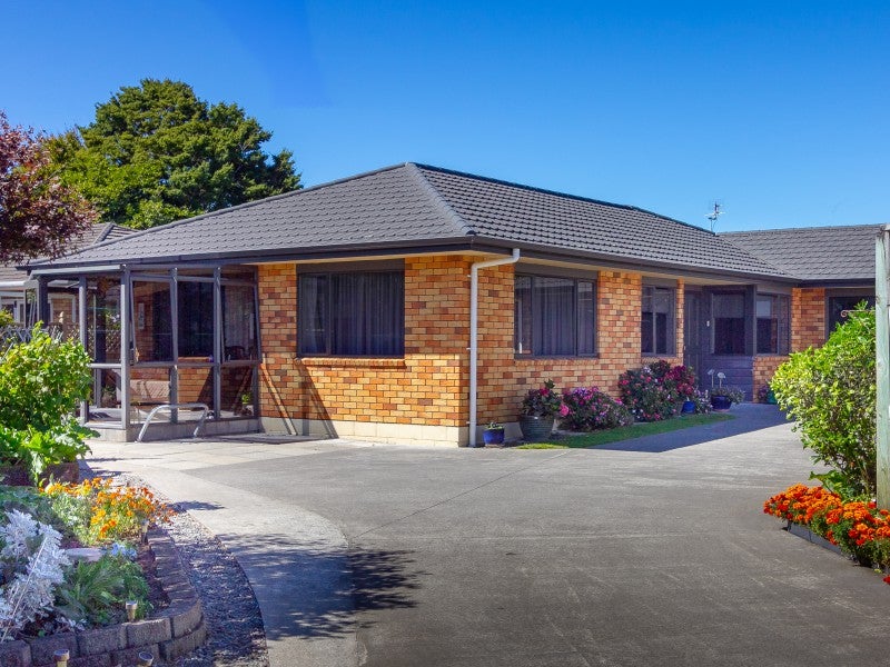 7 Rarawa Place, Vogeltown, New Plymouth - Carousel 16