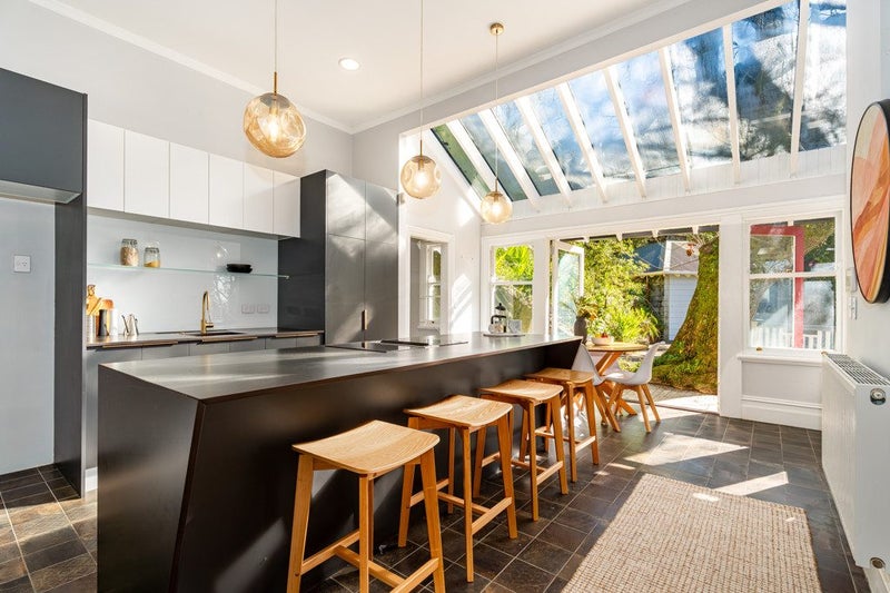 50 Garden Road, Northland, Wellington - Carousel 2