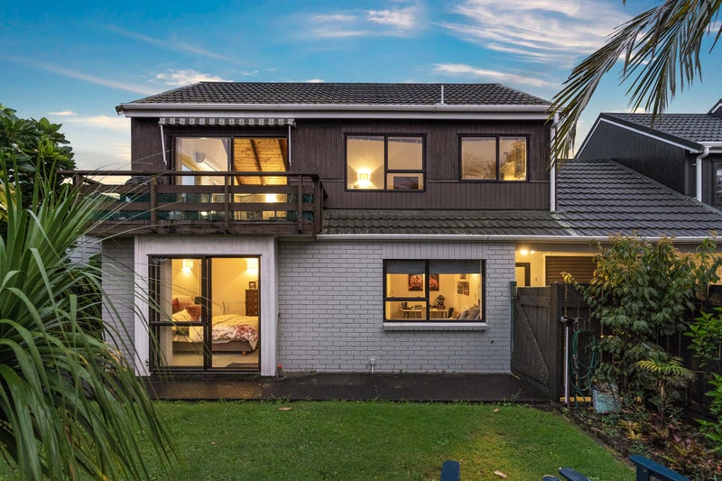 1/42 Shackleton Road, Mount Eden, Auckland - Carousel 1