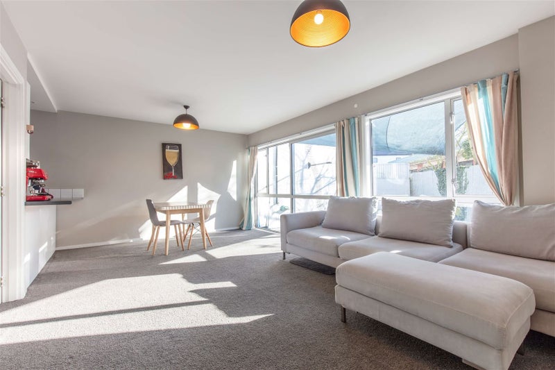 3/9 Barrie Street, Addington, Christchurch - Carousel 1