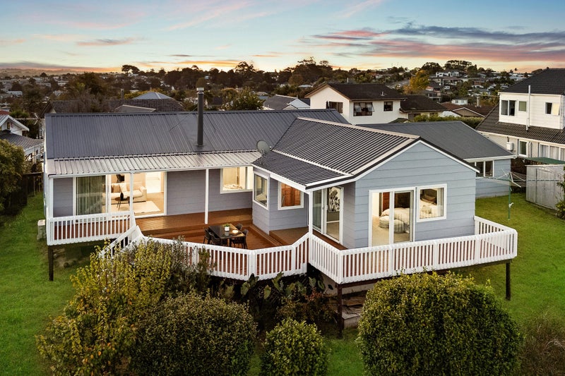81 Luckens Road, West Harbour, Auckland - Carousel 1