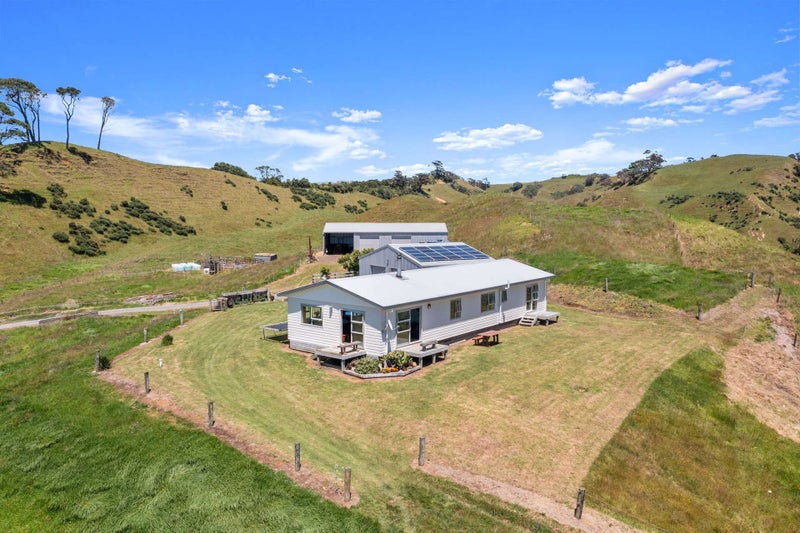 159 Given Road, Pollok, Waiuku - Carousel 1