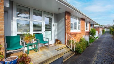 1/260 Muritai Road, Eastbourne, Lower Hutt - Carousel 1