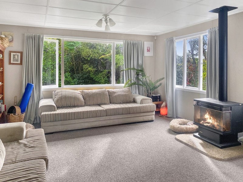 14 Waitakere Road, Waitakere, Auckland - Carousel 2