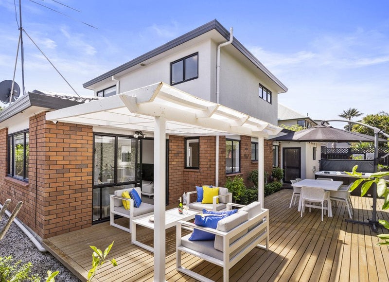 12B Invermay Avenue, Mount Roskill, Auckland - Carousel 1