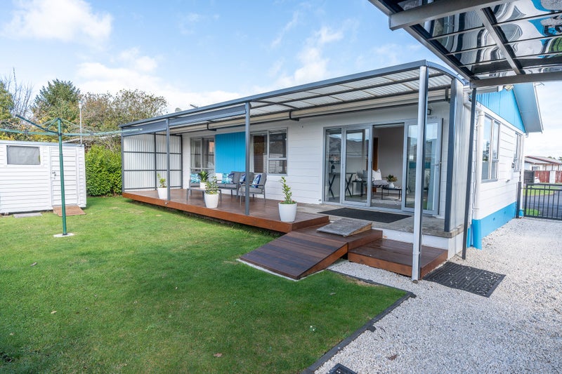 12A Leslie Place, Deanwell, Hamilton - Carousel 2