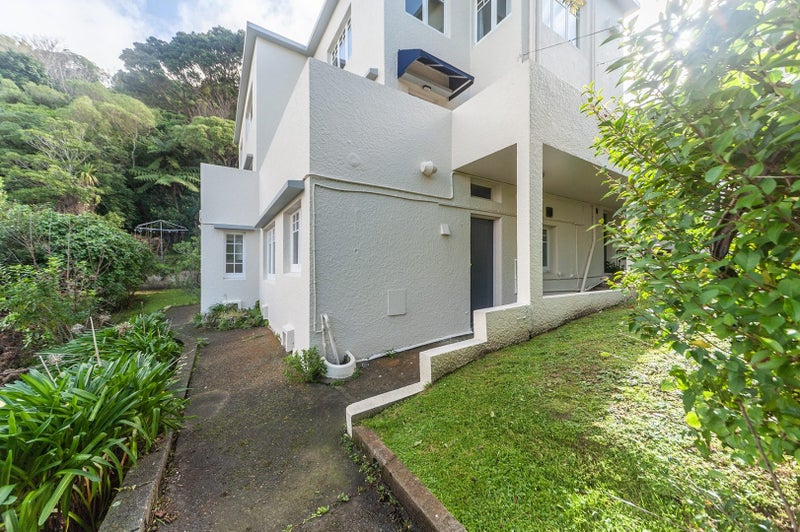 1/51 Barnard Street, Wadestown, Wellington - Carousel 2