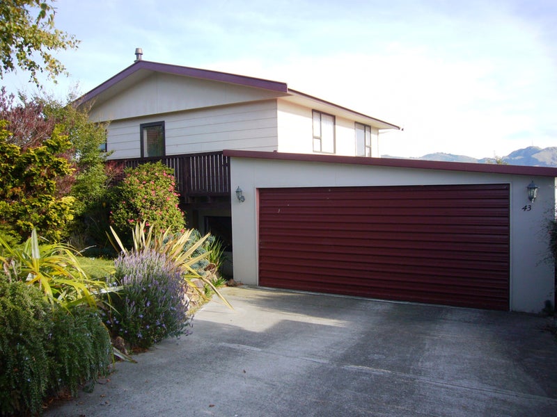 43 Ranui Crescent, Lyttelton - Carousel 8