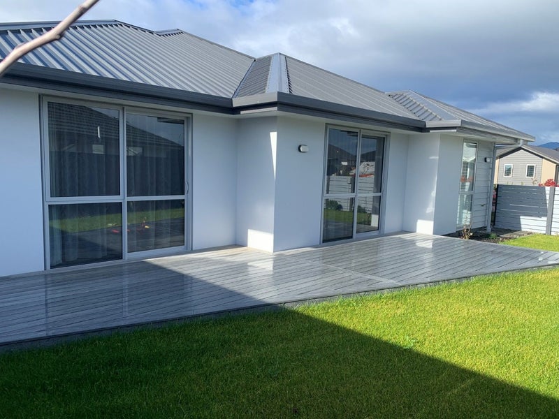 6 Midlane Crescent, Appleby, Richmond - Carousel 1