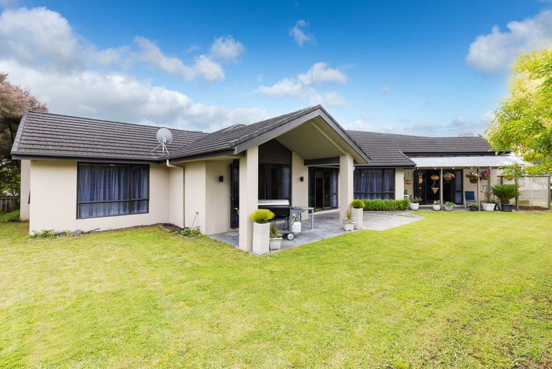 5 Moonlight Drive, Rototuna North, Hamilton - Carousel 2