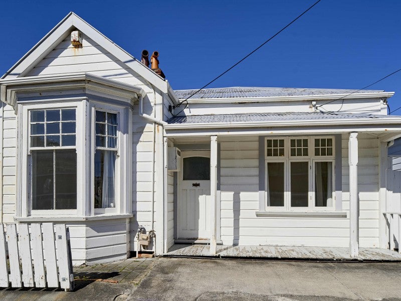 4 Prince Street, Mount Victoria, Wellington - Carousel 2