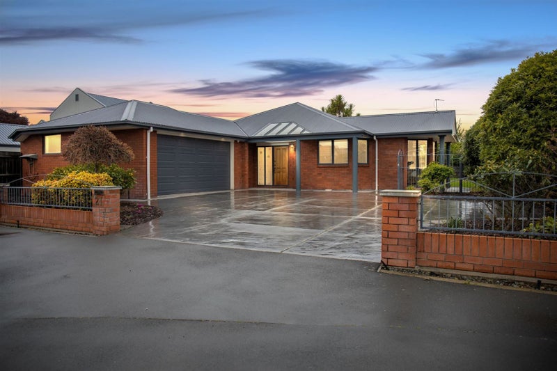 21 Rue de la Mare, Parklands, Christchurch - Carousel 1
