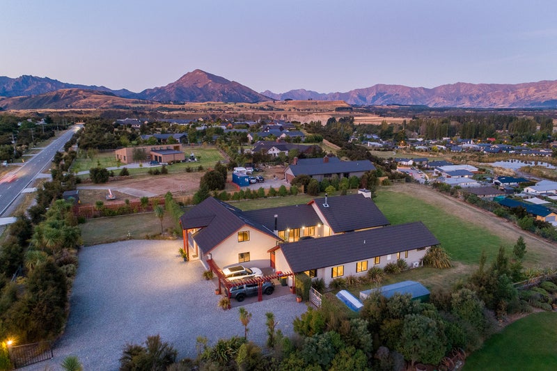 980 Aubrey Road, Albert Town, Wanaka - Carousel 1