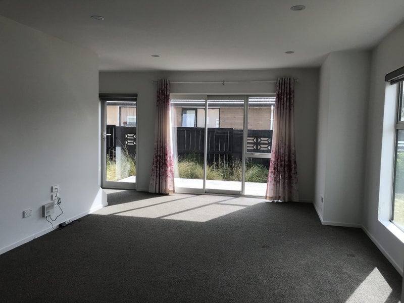 1/53 May Street, Hamilton East, Hamilton - Carousel 2