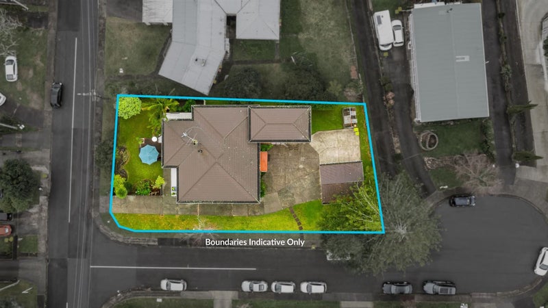 7 Divich Avenue, Te Atatu South, Auckland - Carousel 2