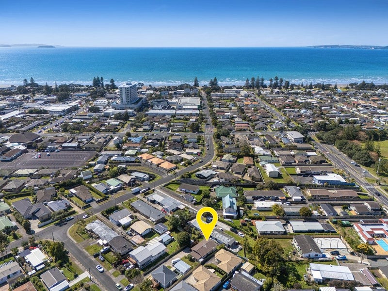 5B Melanie Place, Orewa, Orewa - Carousel 31