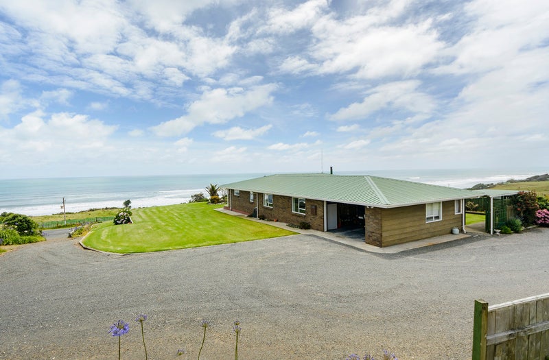 5359 State Highway 3, Mokau - Carousel 1