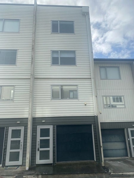 72 Niu Lane, Te Atatu South, Auckland - Carousel 1