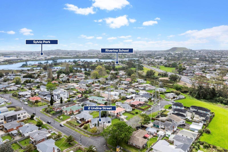 2 Undine Street, Pakuranga, Auckland - Carousel 27