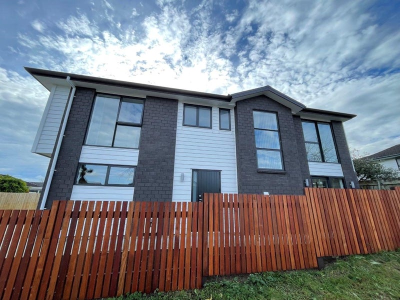 3A De Quincey Terrace, Highland Park, Auckland - Carousel 2