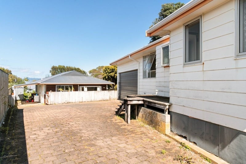 1116 PAPAMOA BEACH ROAD, Papamoa Beach, Tauranga - Carousel 12