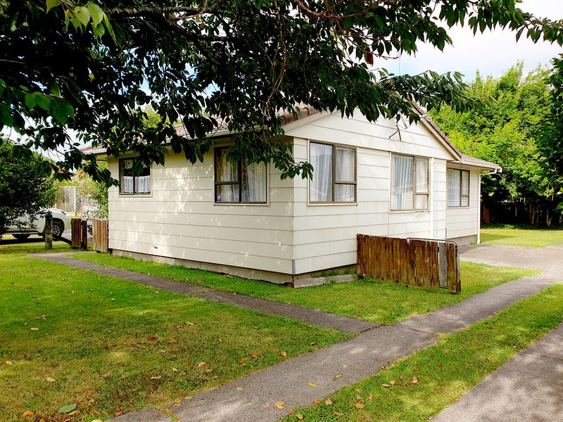 8 Rinaha Place, Koutu, Rotorua - Carousel 1