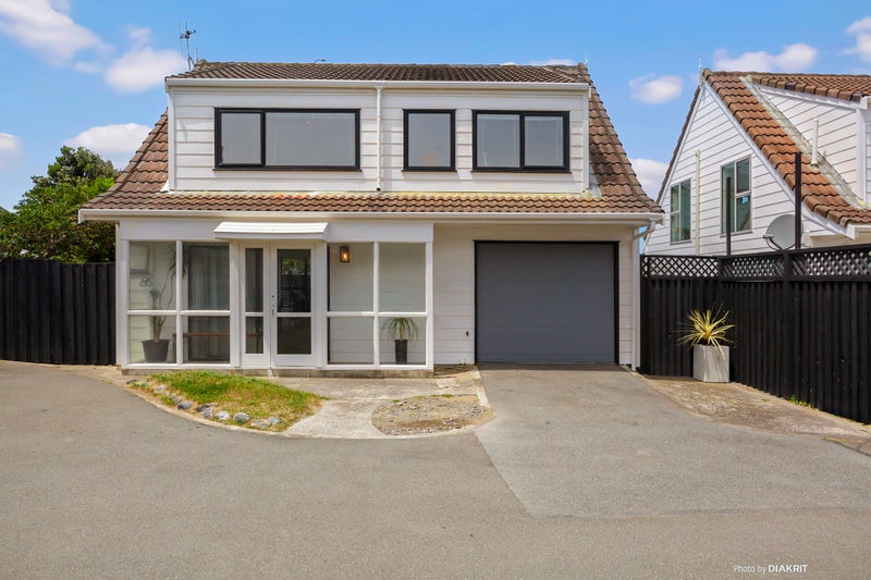 14A Lyall Parade, Lyall Bay, Wellington - Carousel 2