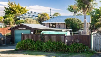 4 Pacific Road, North New Brighton, Christchurch - Carousel 1