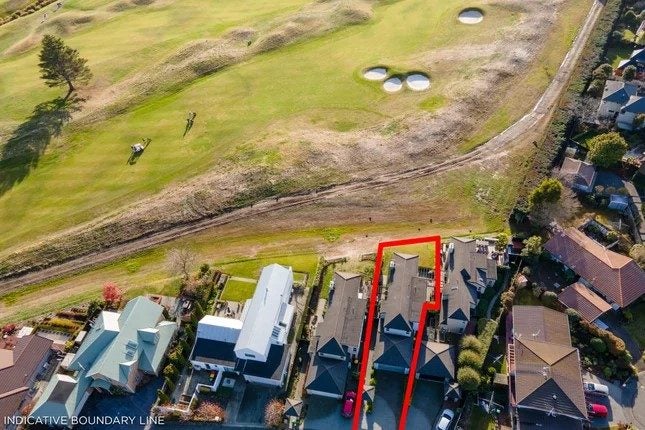 132 Lake Terrace Road, Burwood, Christchurch - Carousel 21