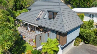 2/97 Beach Road, Castor Bay, Auckland - Carousel 1