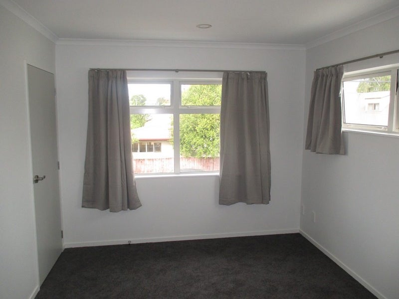 1/39 York Street, Hamilton East, Hamilton - Carousel 12