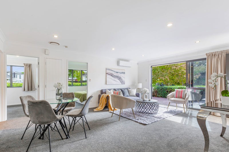 26 Moor Avenue, Te Atatu Peninsula, Auckland - Carousel 2