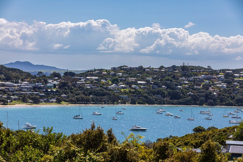 2 Newton Road, Oneroa, Waiheke Island - Carousel 1