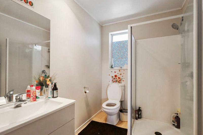 33 Antrim Crescent, Otara, Auckland - Carousel 7