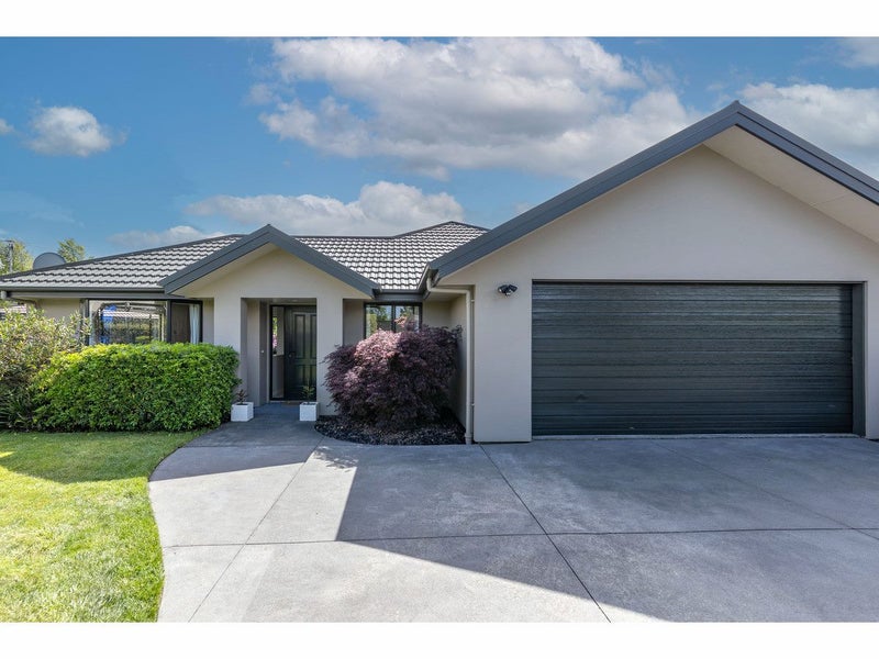 7 Mounter Avenue, Northwood, Christchurch - Carousel 1