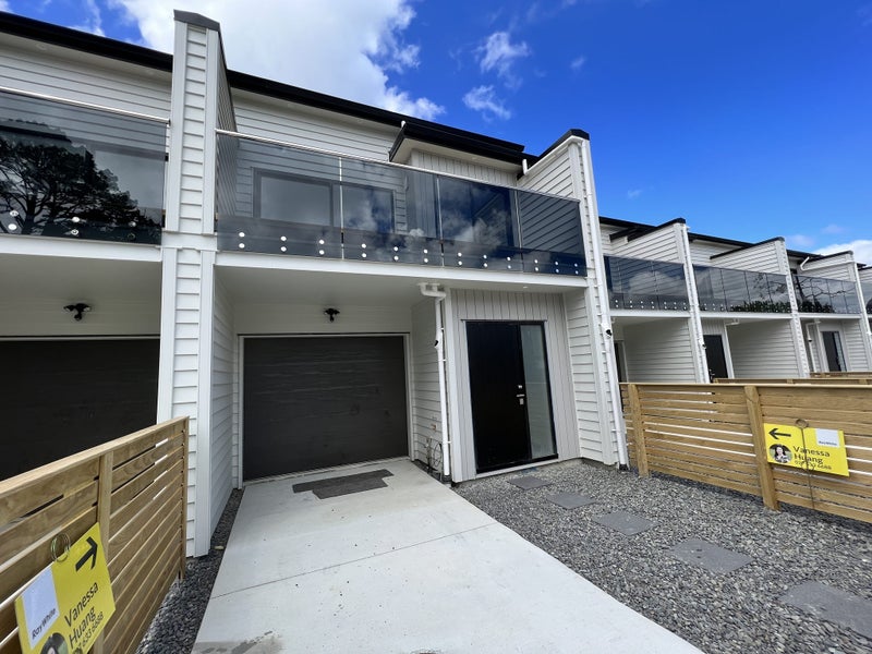 13 Korokio Lane, Henderson, Auckland - Carousel 2