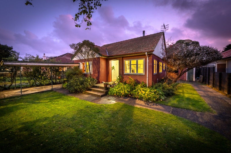 172 Cook Street, West End, Palmerston North - Carousel 2
