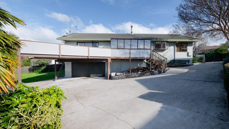 17 Houhere Place, Pukete, Hamilton - Carousel 1