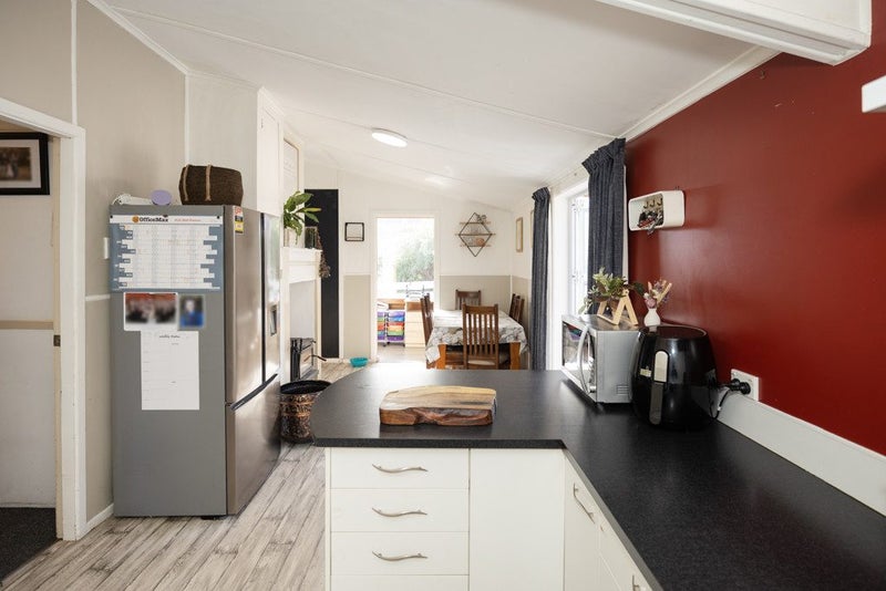 69 Greta Street, South Hill, Oamaru - Carousel 2