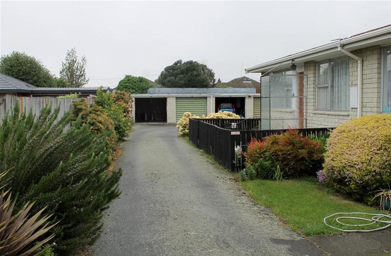 2/109 Middlepark Road, Sockburn, Christchurch - Carousel 3