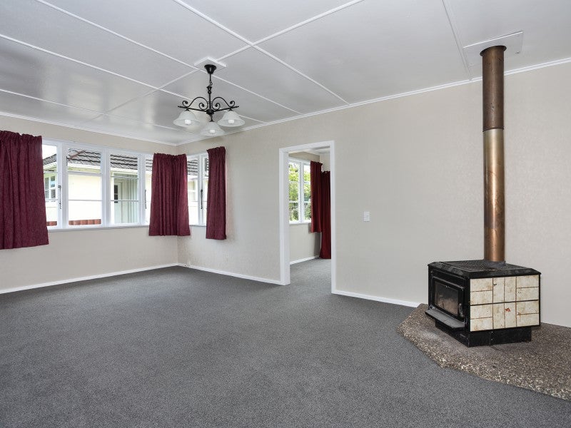30 Beaven Street, Marton - Carousel 2