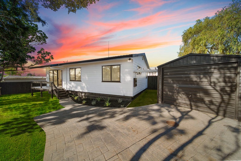 2/230 Finlayson Avenue, Clendon Park, Auckland - Carousel 1